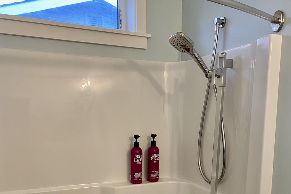 Photo of Bathroom in South Central