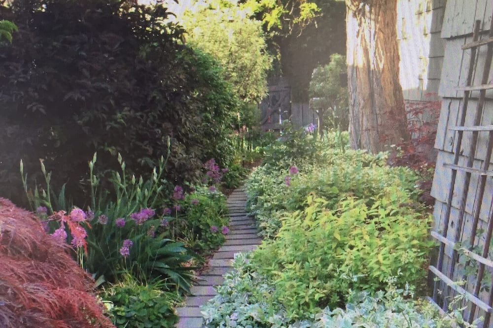 Photo of Outdoor in South Central