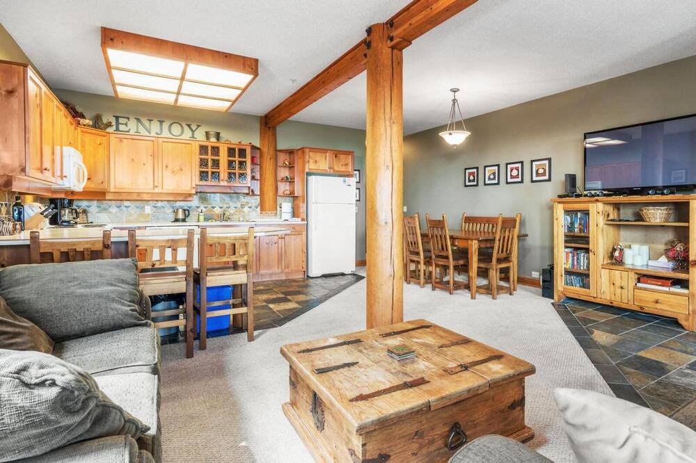 Photo of Others in Snow Pine Estates