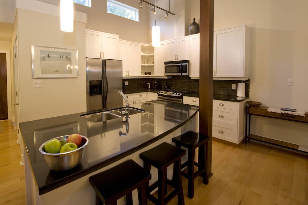 Photo of Kitchen in Regional District of Nanaimo