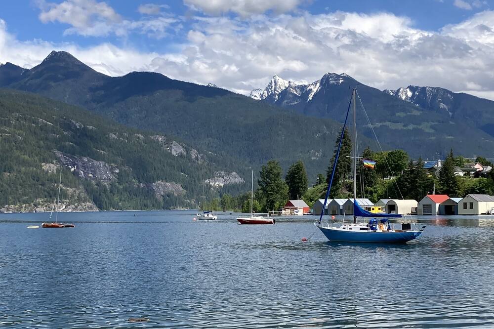 Photo of Others in Kaslo