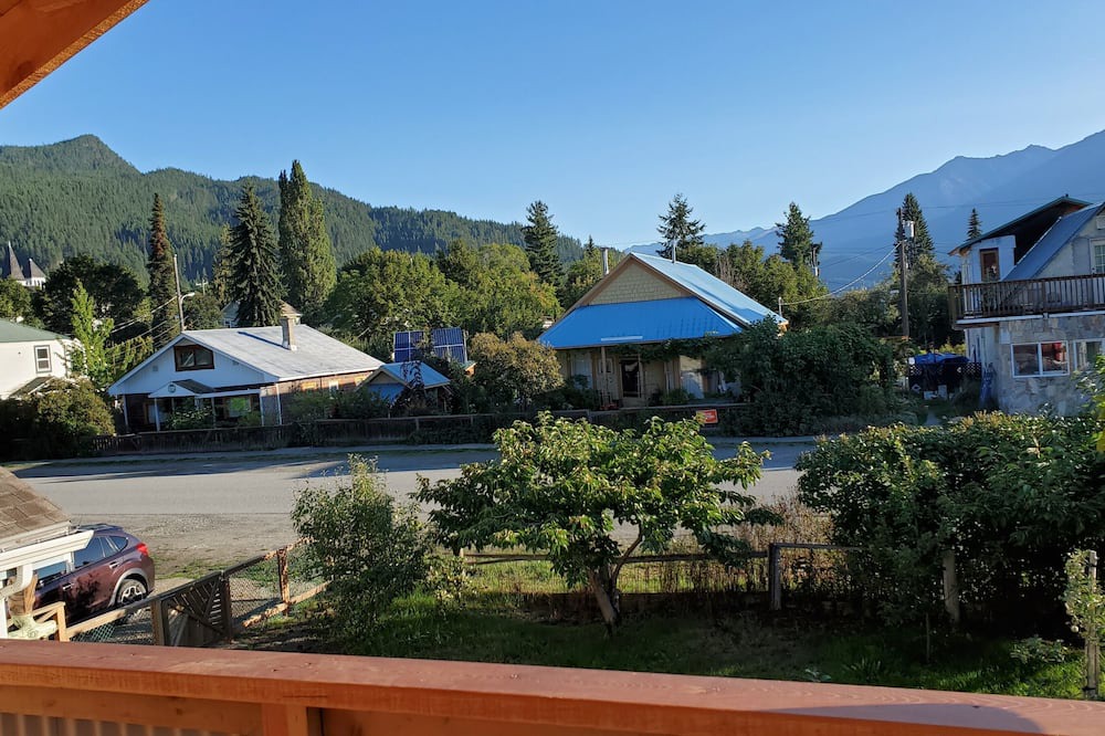 Photo of Patio Balcony in Kaslo