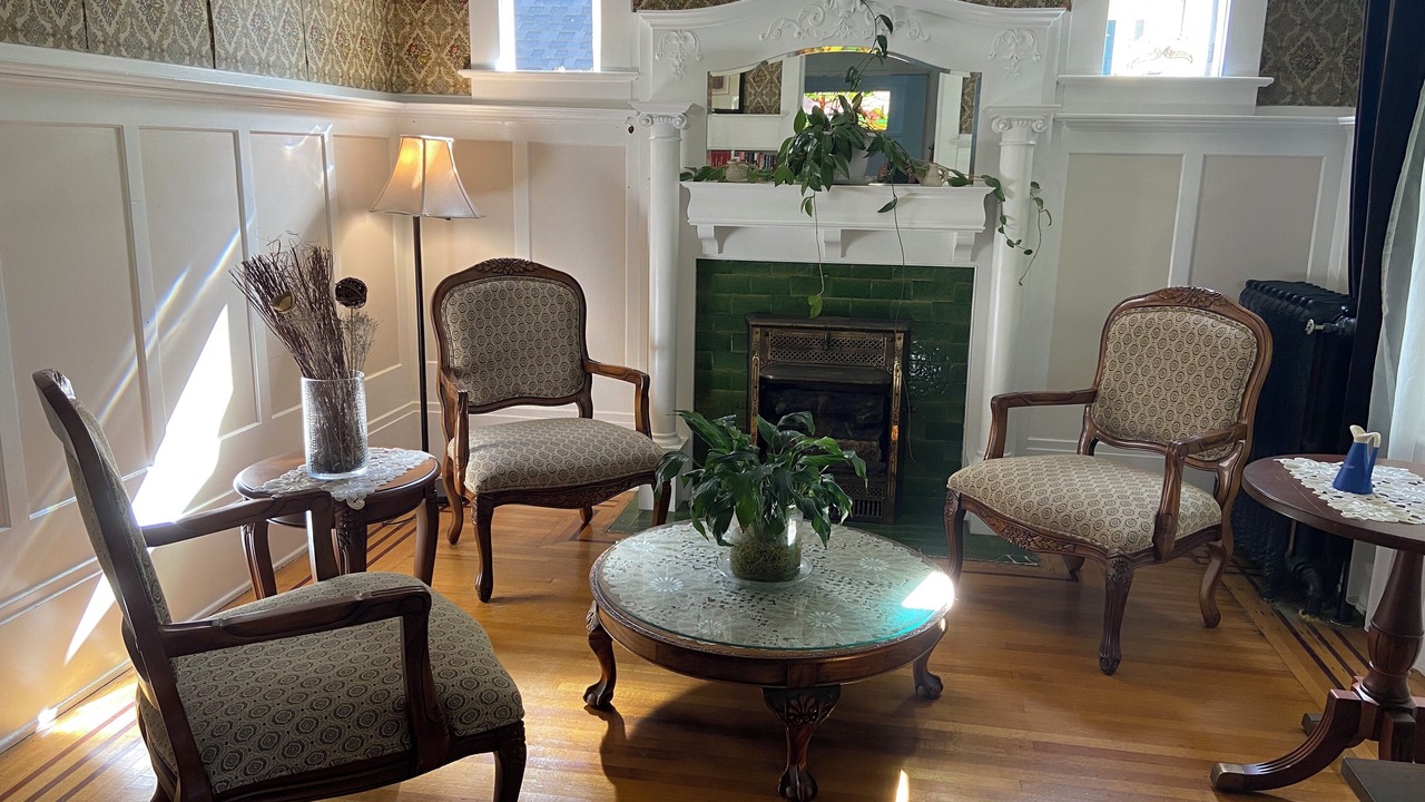Photo of Livingroom in Mount Pleasant