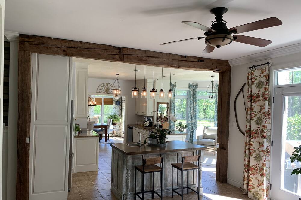 Photo of Kitchen in Cedarville