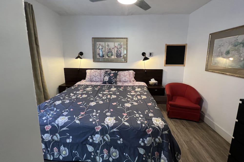 Photo of Bedroom in Les Maskoutains Regional County Municipality