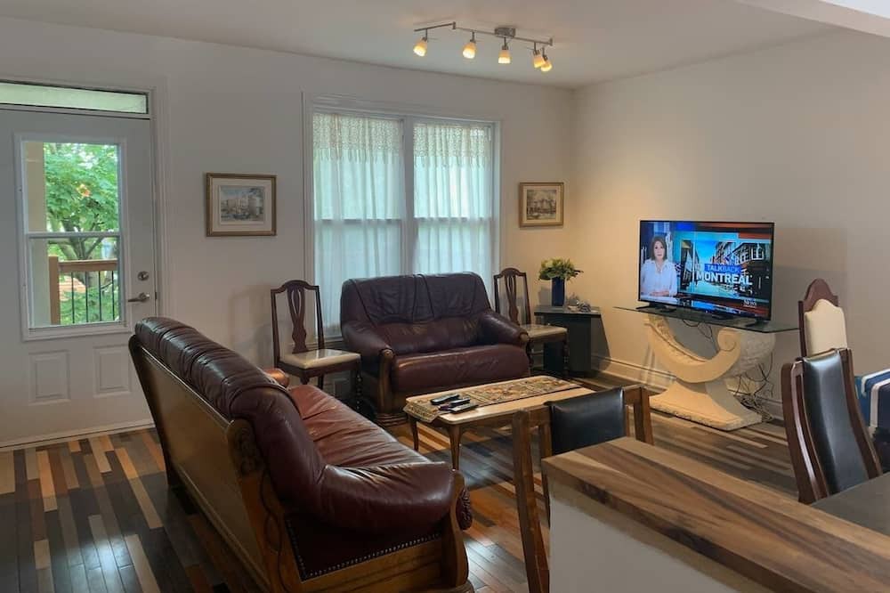Photo of Livingroom in Les Maskoutains Regional County Municipality
