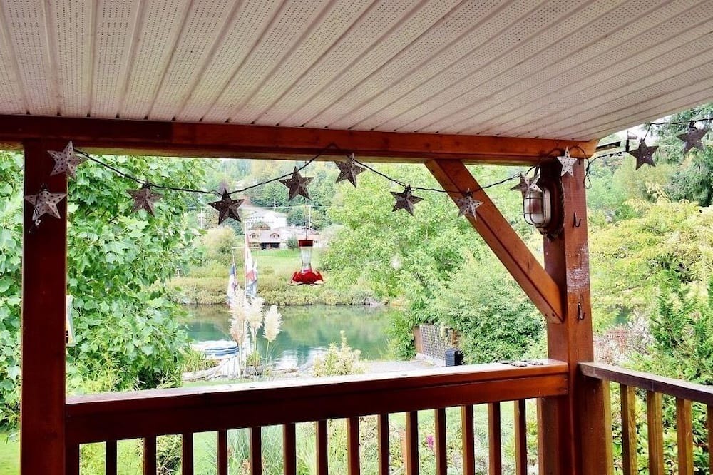 Photo of Others in Lake Cowichan