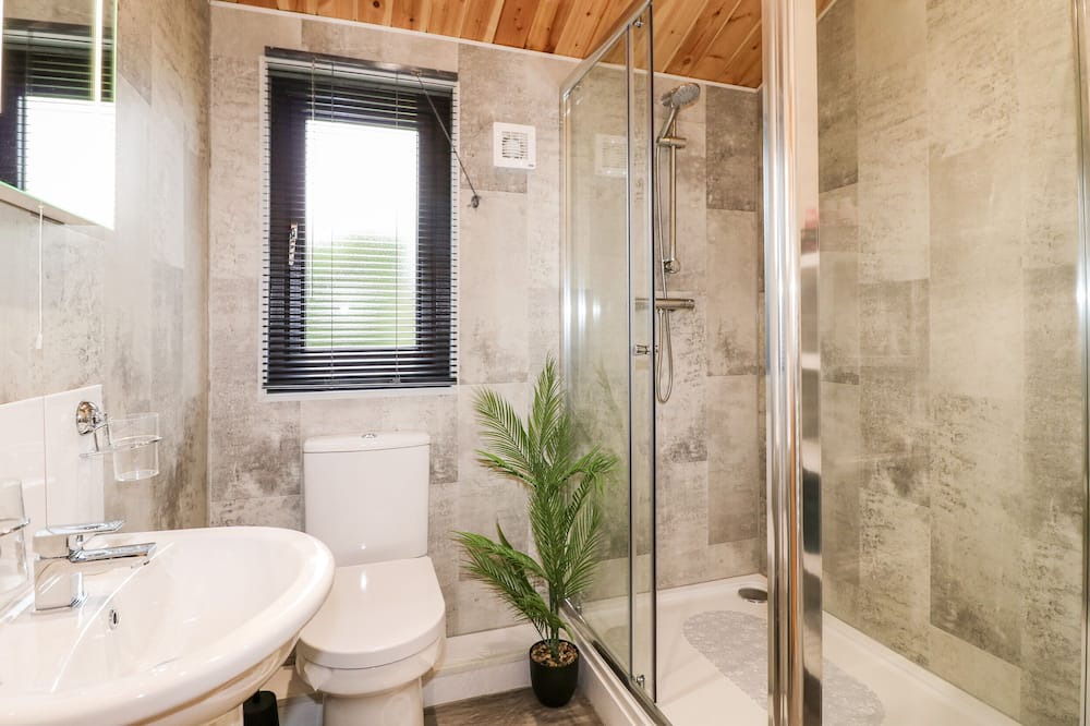 Photo of Bathroom in Scropton