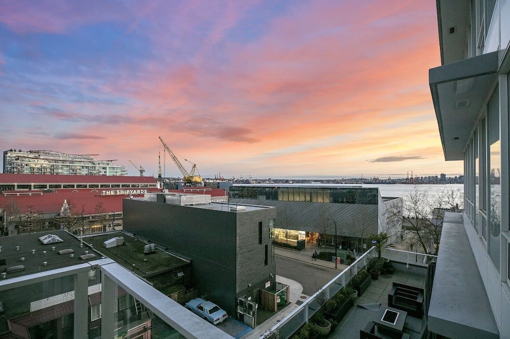 Photo of Patio Balcony in Lower Lonsdale