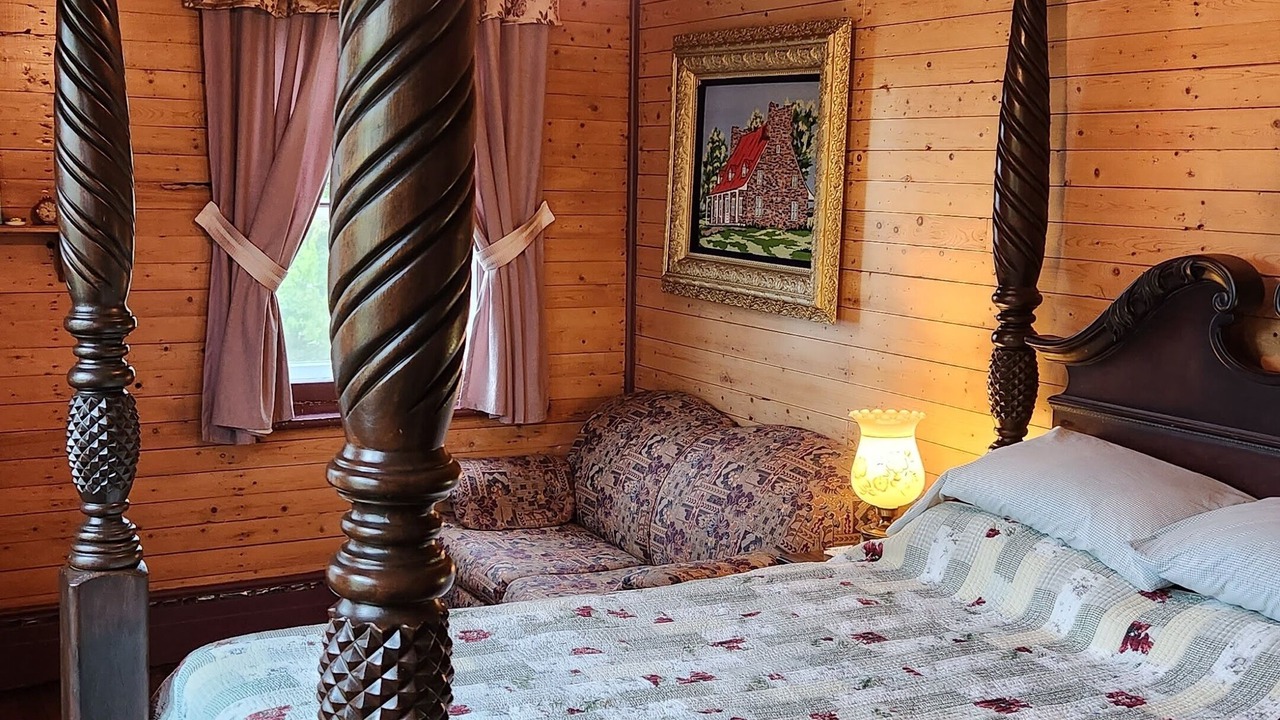 Photo of Bedroom in Saint-Marcel