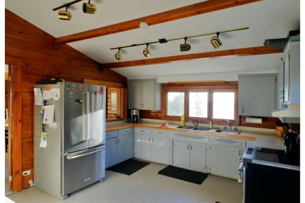 Photo of Kitchen in Waupoos