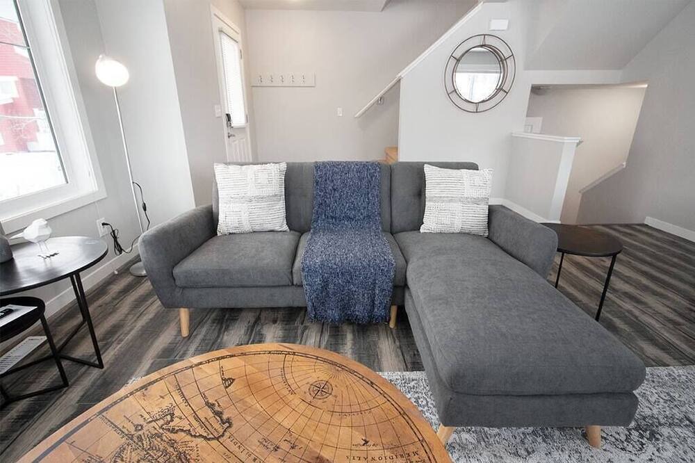 Photo of Livingroom in Fort Gary