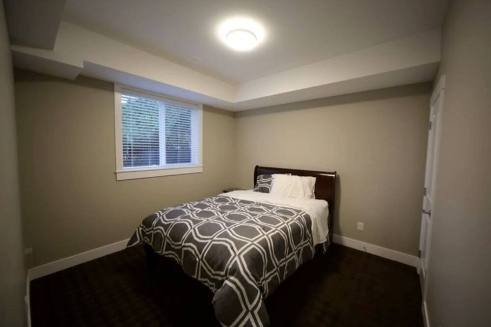 Photo of Bedroom in Langley
