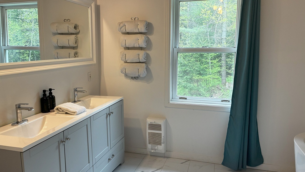 Photo of Bathroom in Deauville