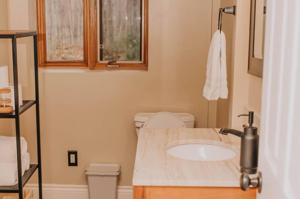Photo of Bedroom in Georgian Bluffs