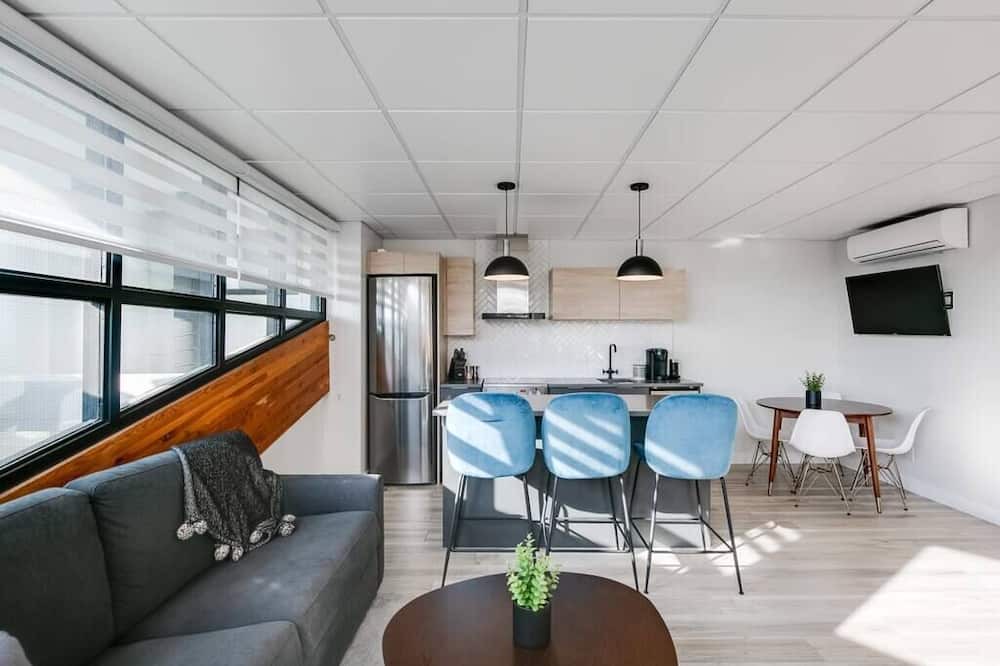 Photo of Livingroom in Laval
