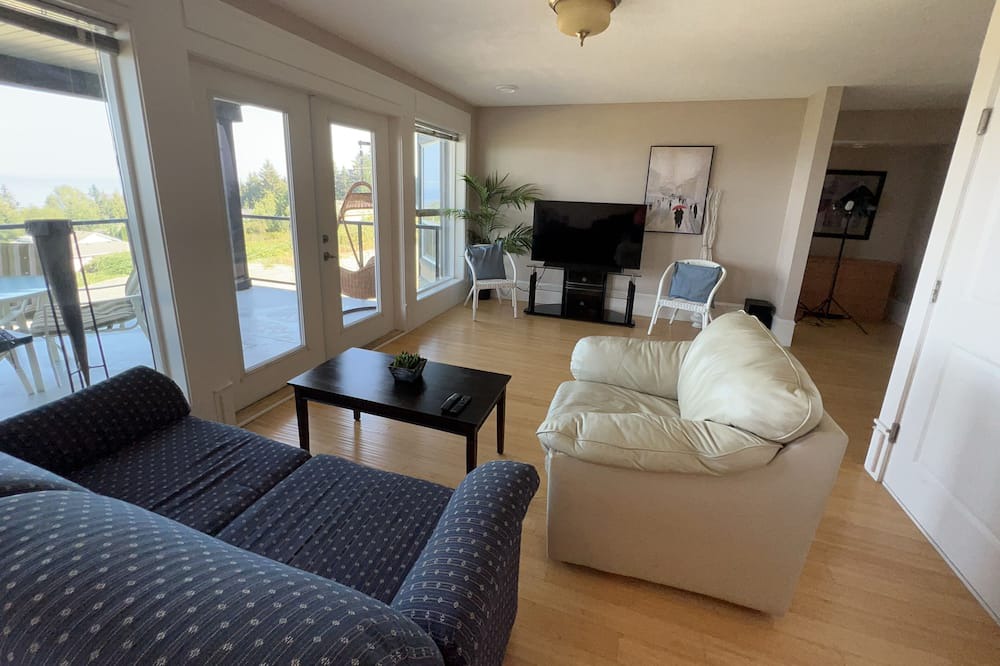 Photo of Livingroom in Ladysmith