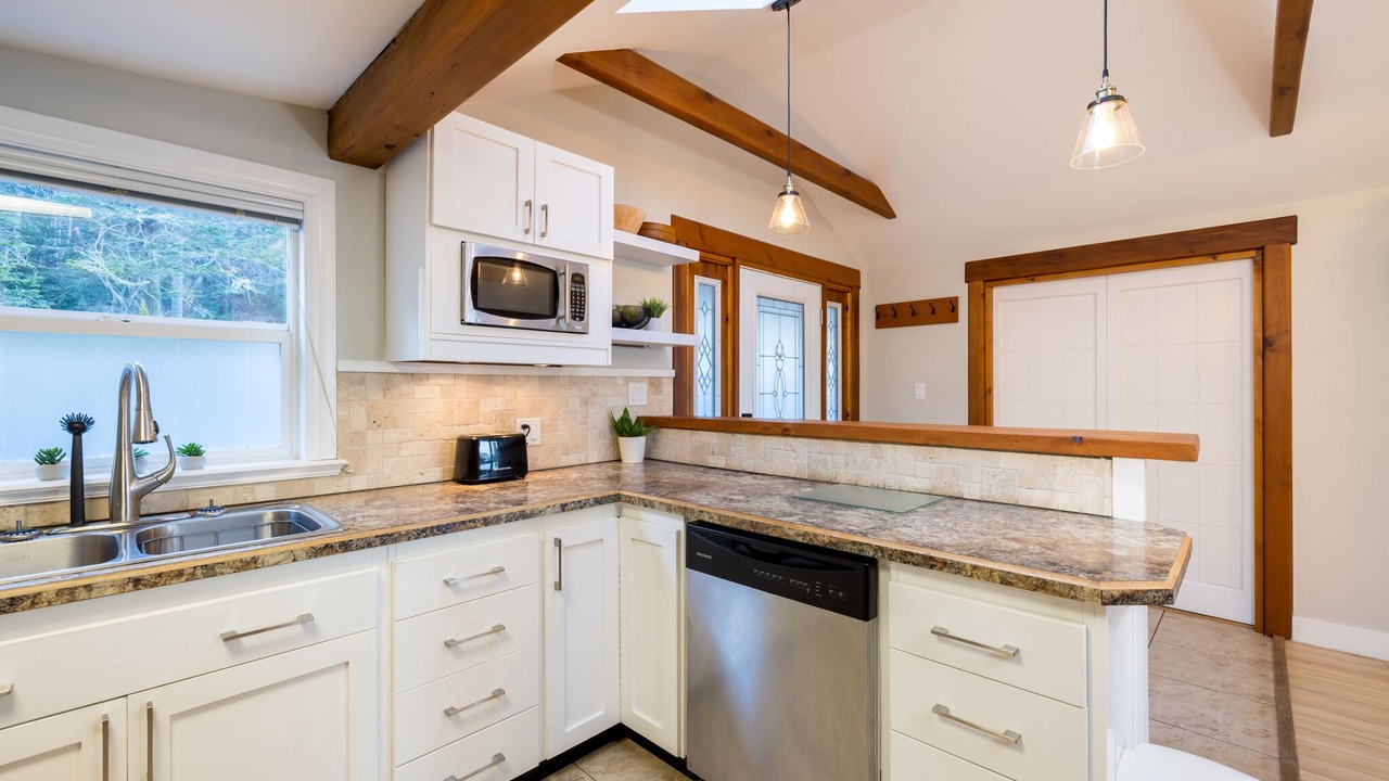 Photo of Kitchen in Union Bay