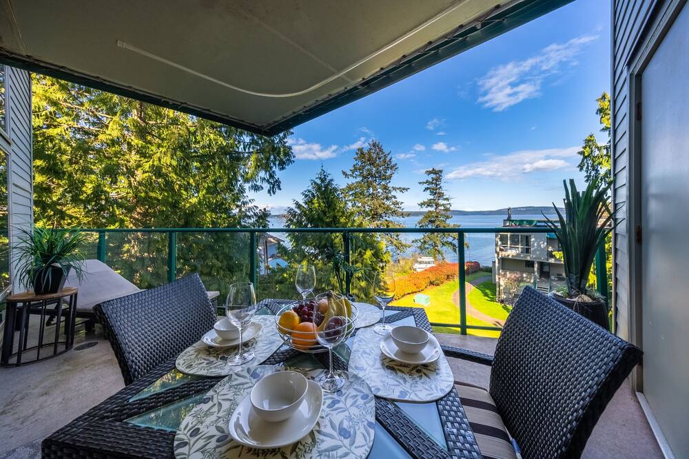 Photo of Patio Balcony in North Oyster
