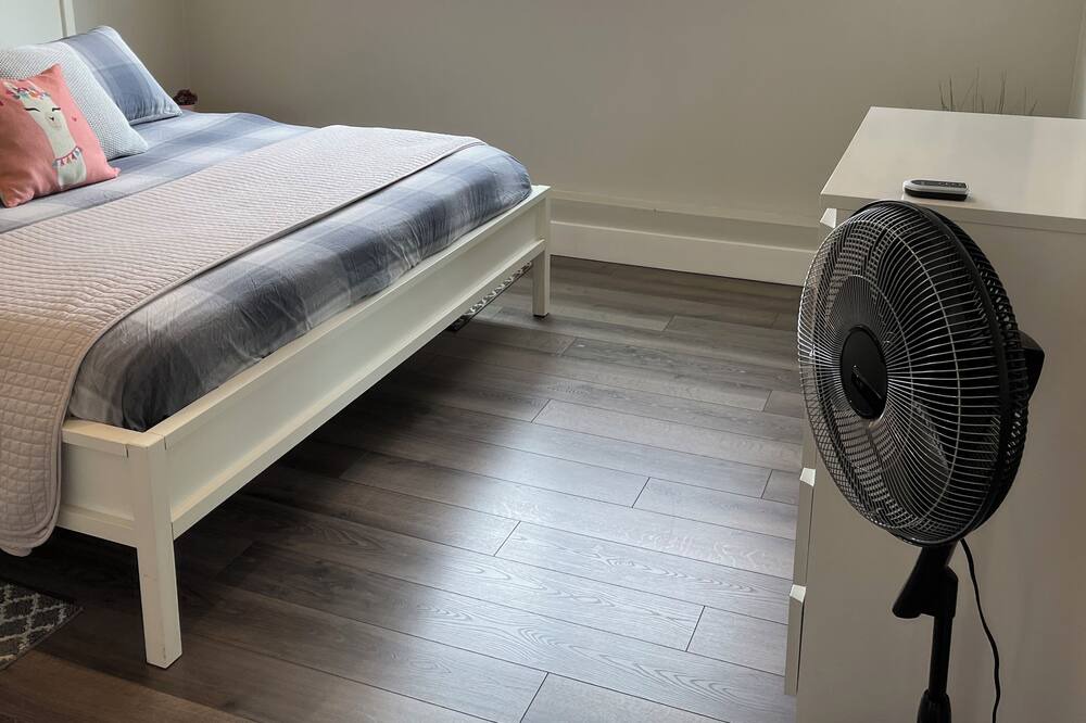 Photo of Bedroom in Delta