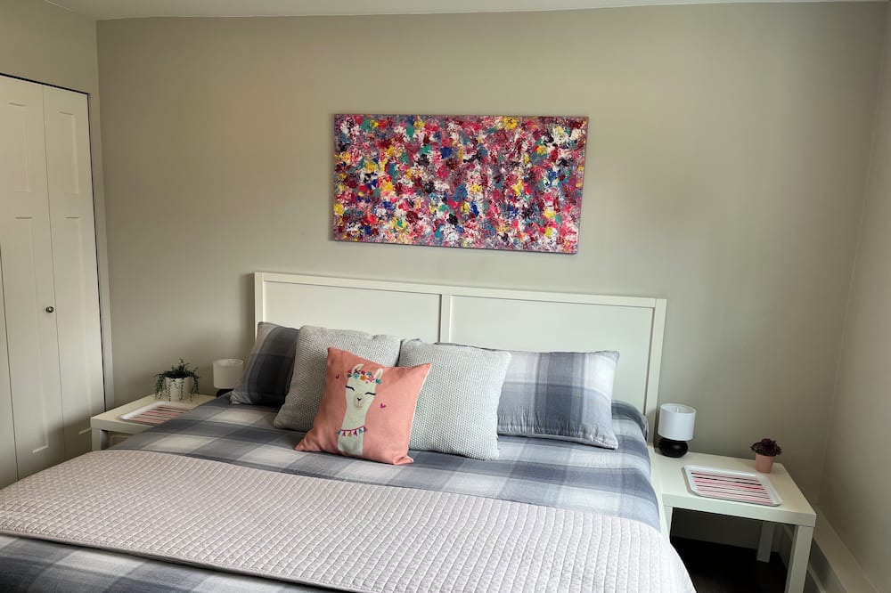 Photo of Bedroom in Delta