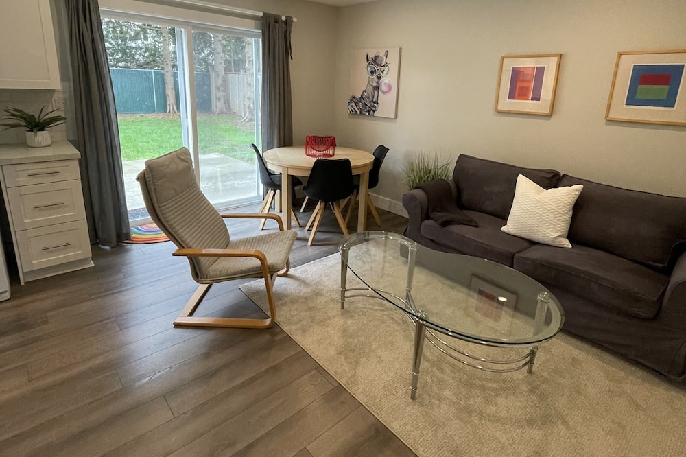 Photo of Livingroom in Delta