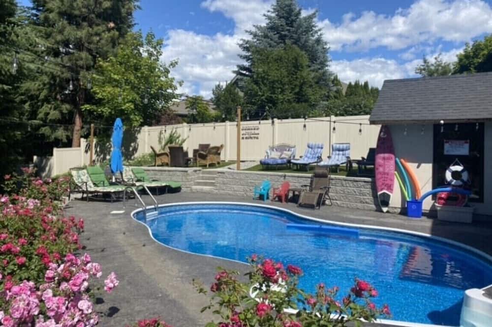 Photo of Outdoor in West Kelowna Estates