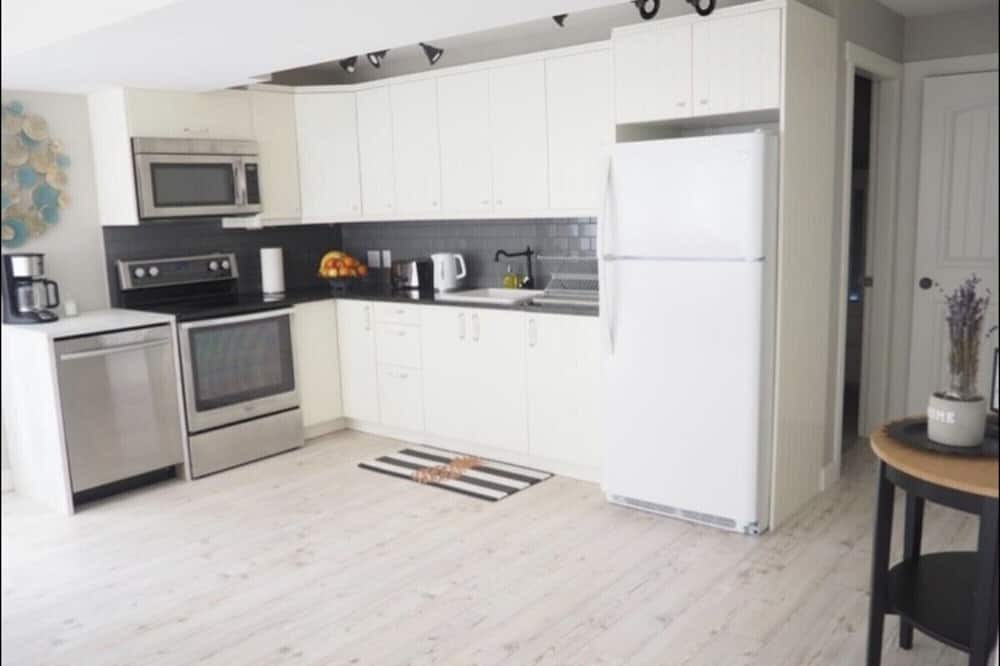 Photo of Kitchen in West Kelowna Estates