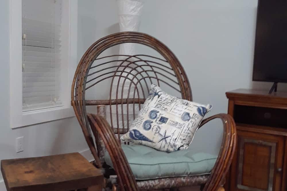 Photo of Bedroom in Maple Bay