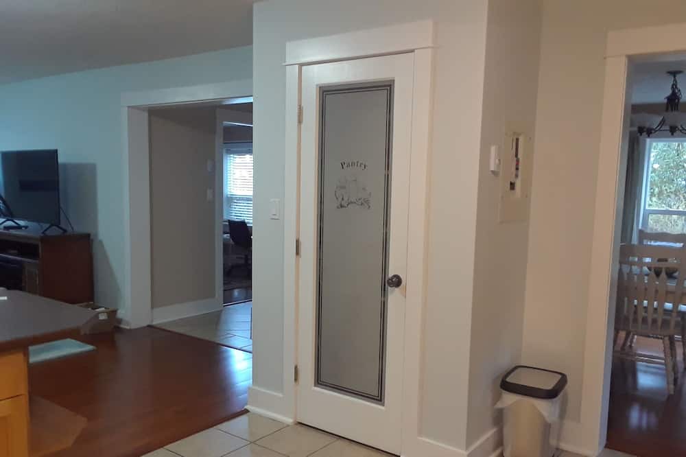 Photo of Others in Maple Bay