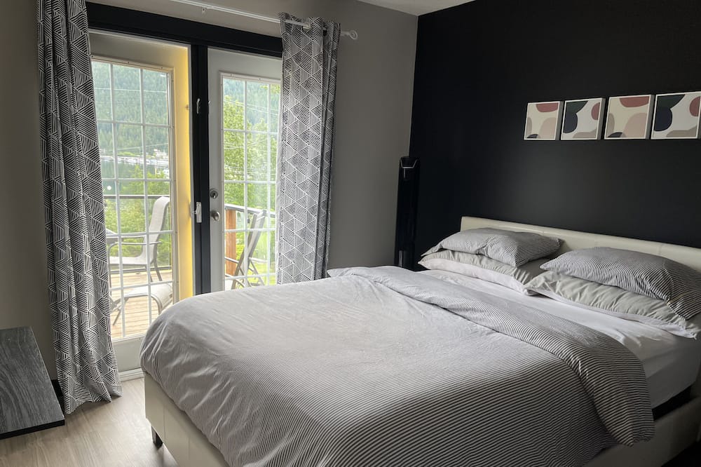 Photo of Bedroom in Blind Bay