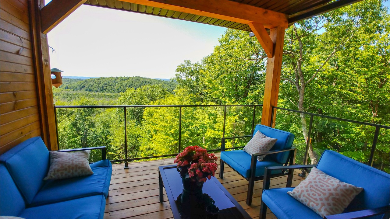 Photo of Patio Balcony in Les Collines-de-l'Outaouais Regional County Municipality