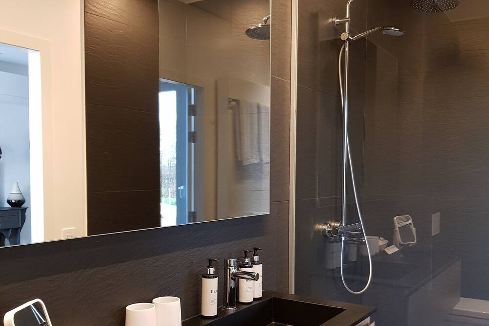 Photo of Bathroom in Zemst