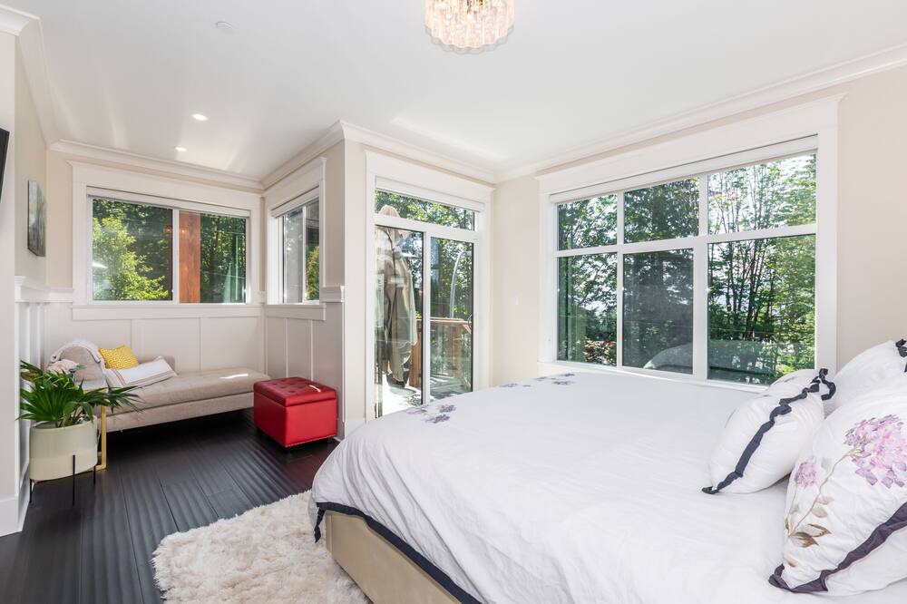 Photo of Bedroom in Eastern Hillsides