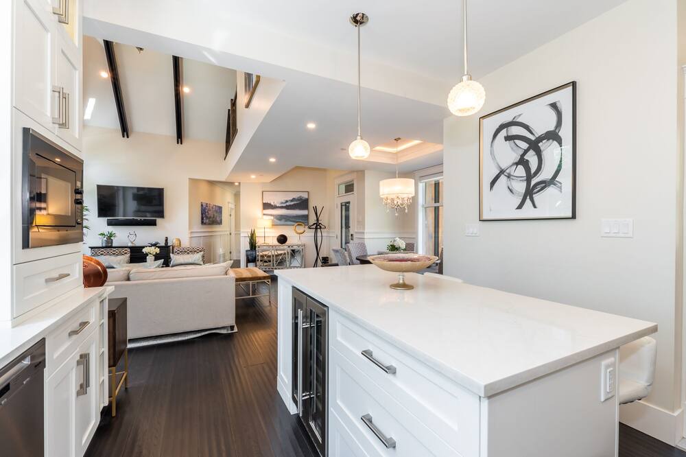 Photo of Kitchen in Eastern Hillsides
