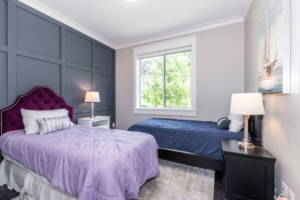 Photo of Bedroom in Eastern Hillsides