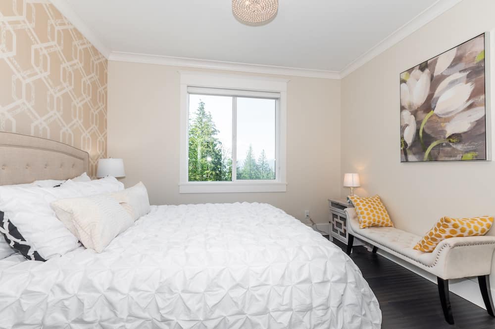 Photo of Bedroom in Eastern Hillsides