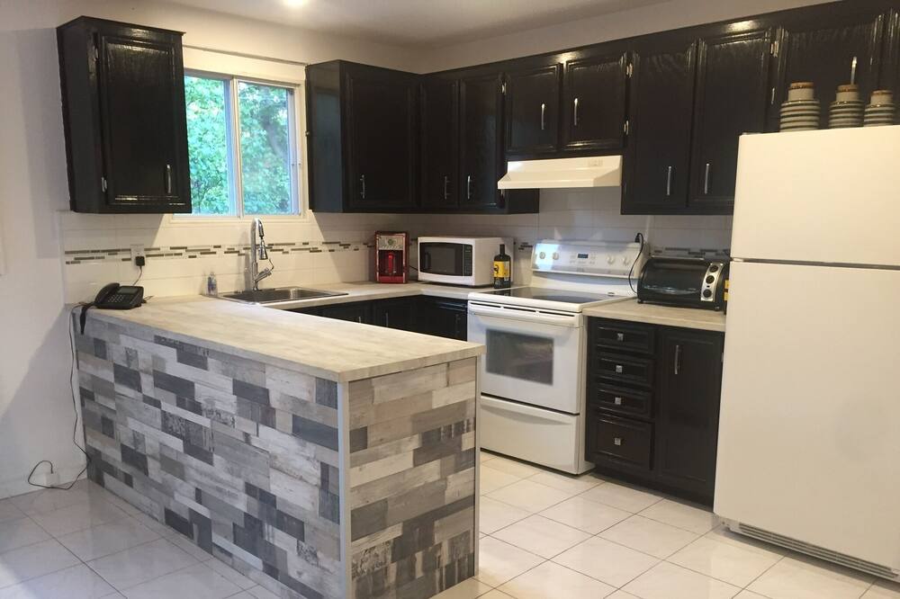 Photo of Kitchen in Laval-des-Rapides