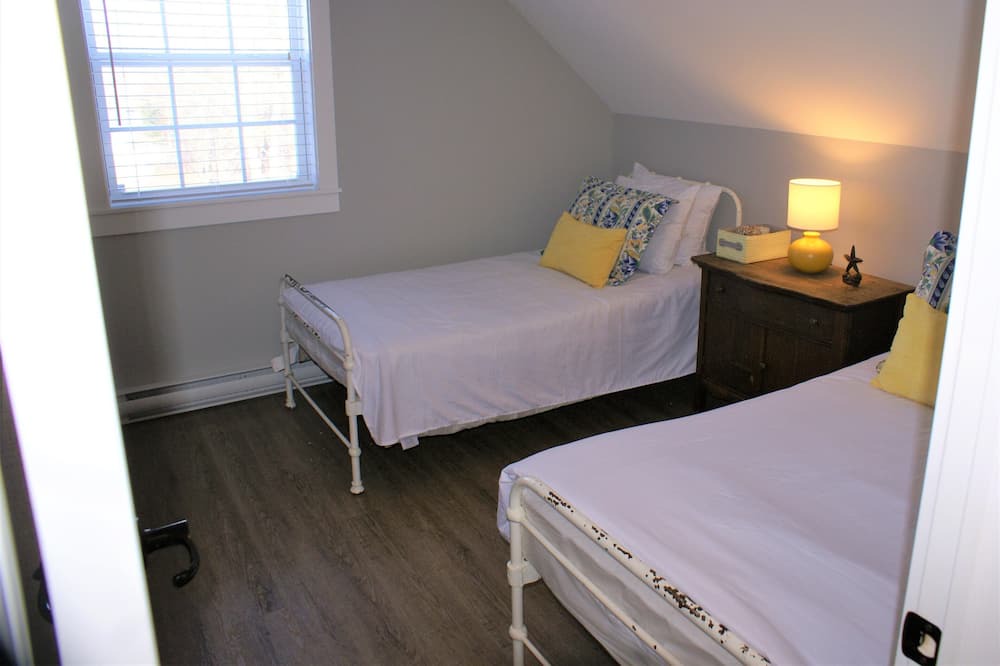 Photo of Bedroom in Hubbards