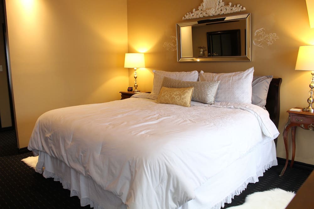 Photo of Bedroom in Dundas