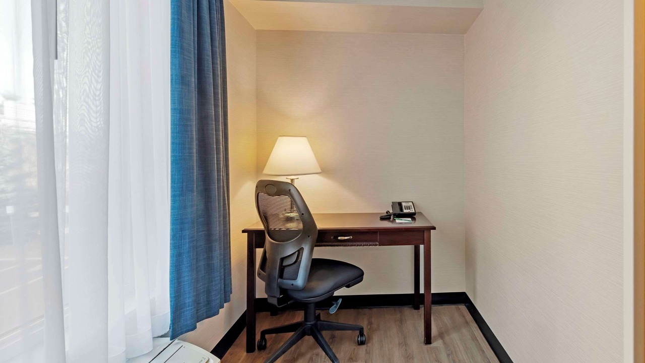 Photo of Bedroom in Industrial Park