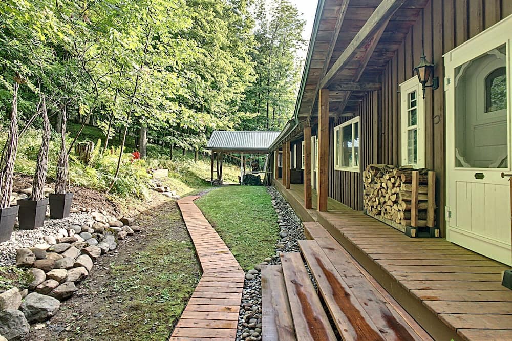 Photo of Outdoor in North Hatley
