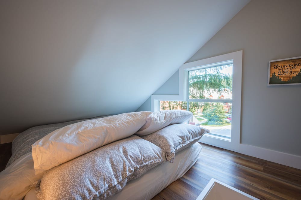 Photo of Bedroom in Whistler Creekside