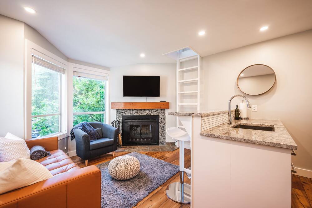 Photo of Bedroom in Whistler Creekside