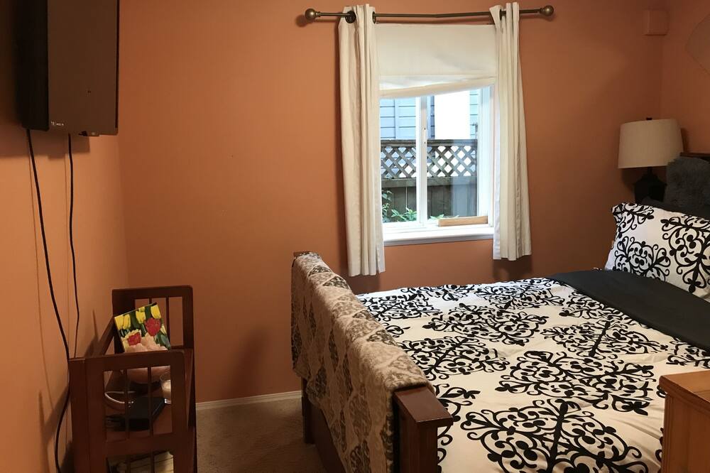 Photo of Bedroom in North Cowichan