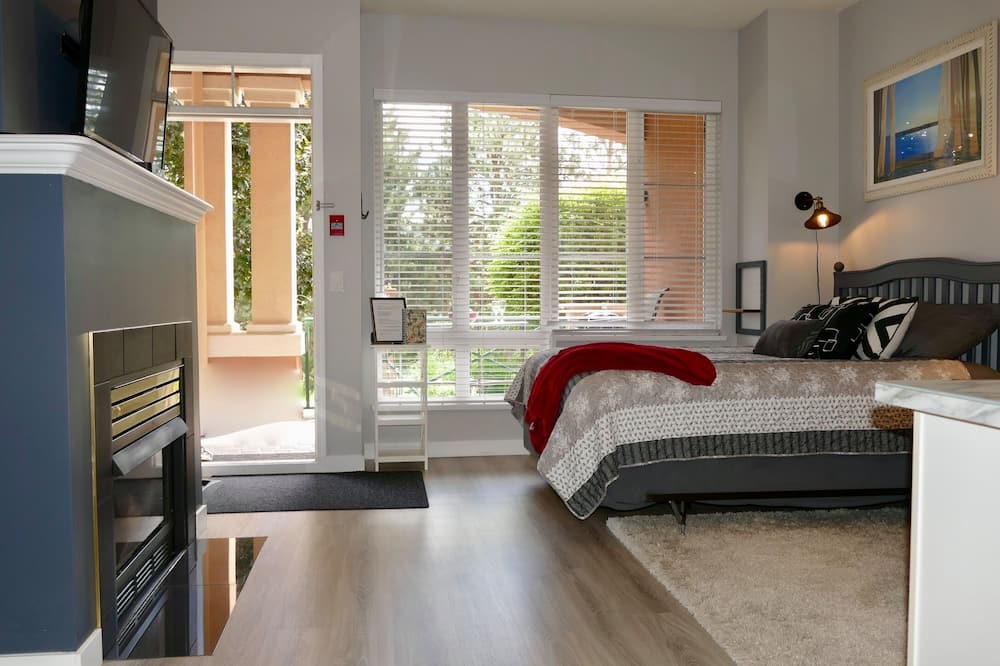 Photo of Bedroom in Quail Ridge