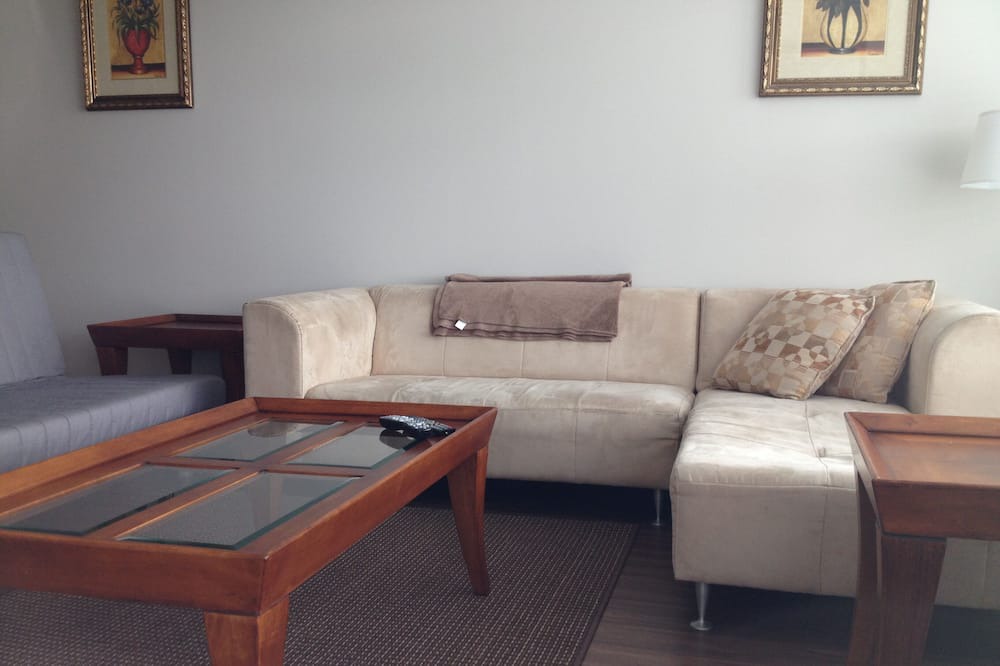 Photo of Livingroom in Lower Lonsdale