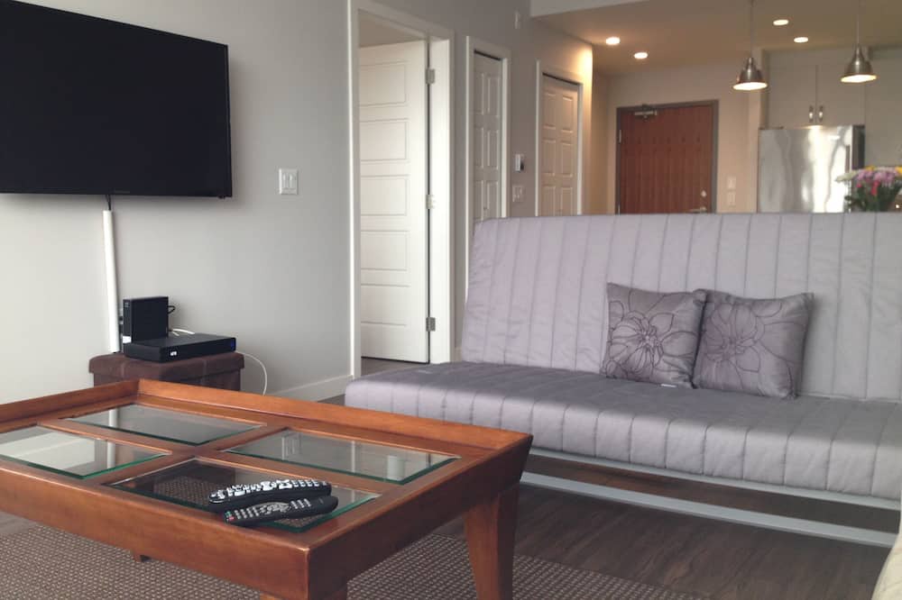 Photo of Livingroom in Lower Lonsdale