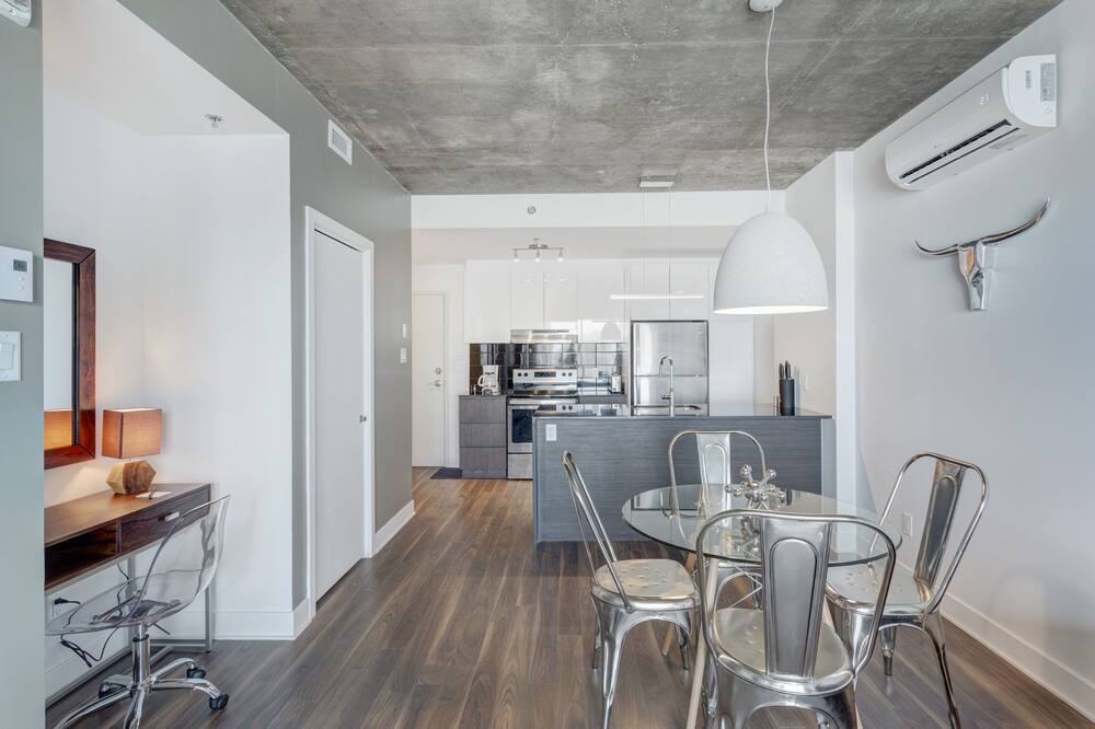Photo of Bedroom in Brossard