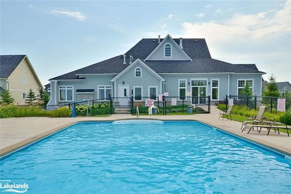 Photo of Outdoor in Clearview